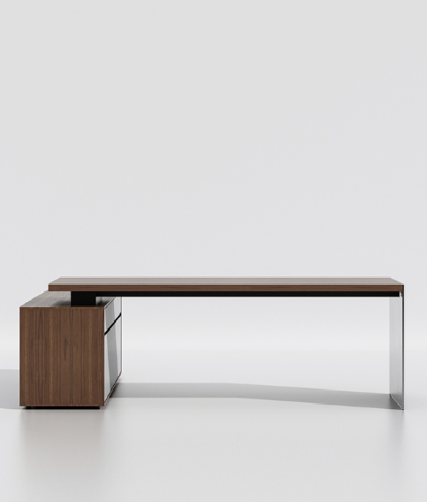 Metalli Executive Desk